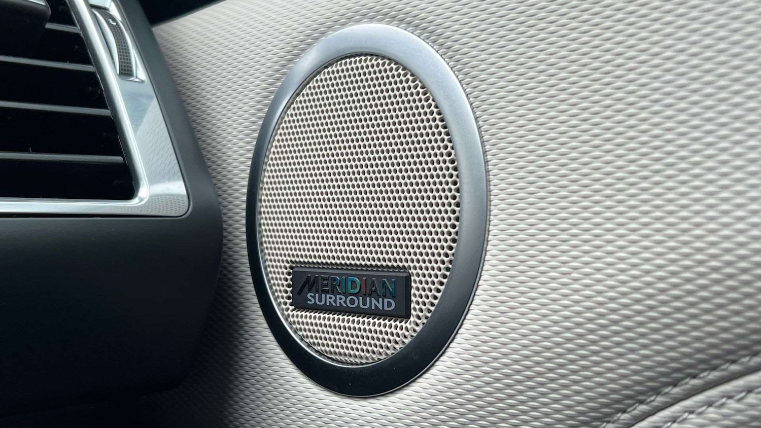 Used Land Rover Discovery 2023 for sale - 76459910: Photo 24