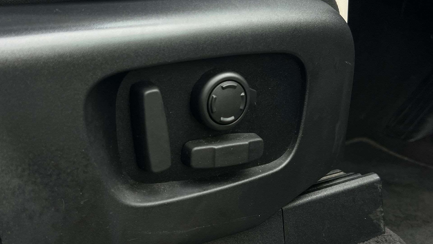 Used Land Rover Discovery 2023 for sale - 76459910: Photo 25