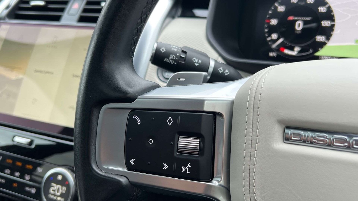 Used Land Rover Discovery 2023 for sale - 76459910: Photo 29