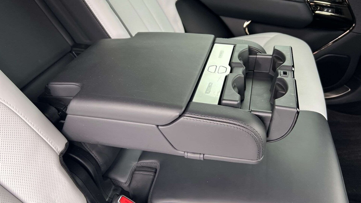 Used Land Rover Range Rover Sport 2023 for sale - 76475869: Photo 33