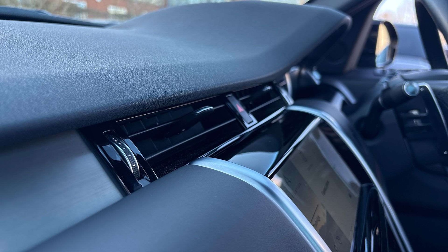 Used Land Rover Discovery Sport 2022 for sale - 77928414: Photo 33