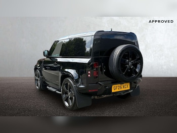 Used Land Rover Defender 2025 for sale - 79499490: Photo