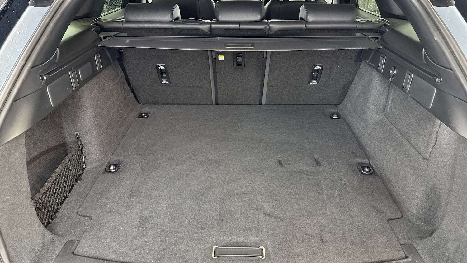 Used Land Rover Range Rover Velar 2025 for sale - 76460646: Photo 10