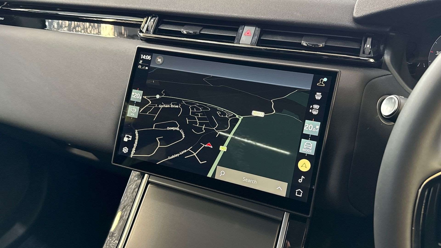 Used Land Rover Range Rover Velar 2025 for sale - 76460646: Photo 11