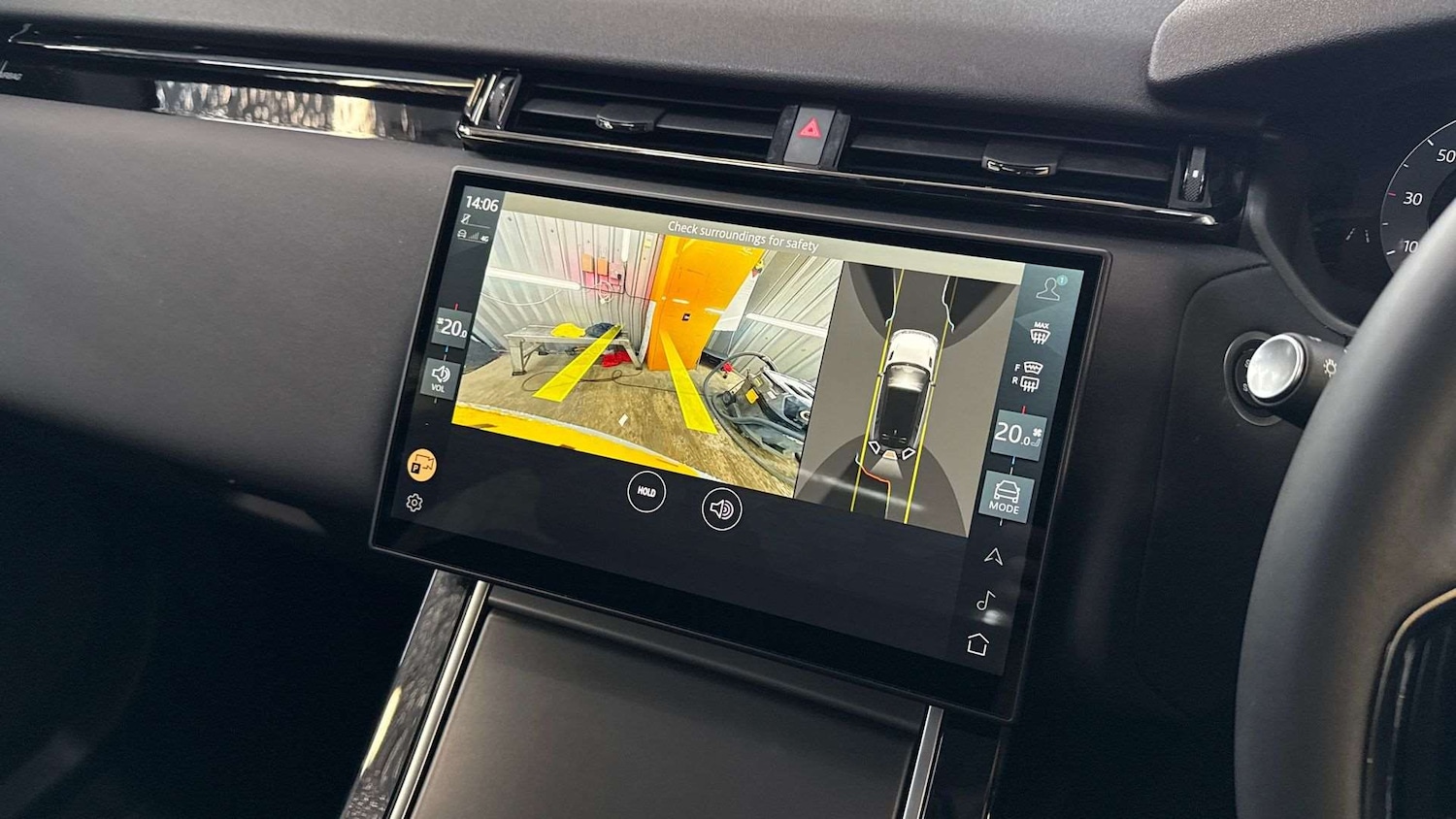 Used Land Rover Range Rover Velar 2025 for sale - 76460646: Photo 12