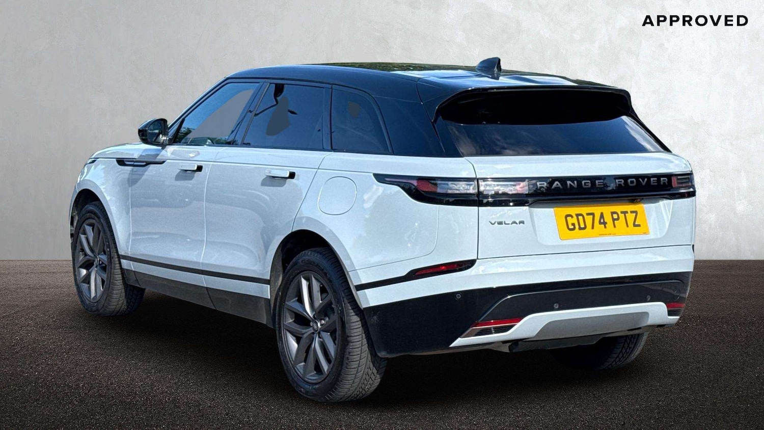 Used Land Rover Range Rover Velar 2025 for sale - 76460646: Photo 2