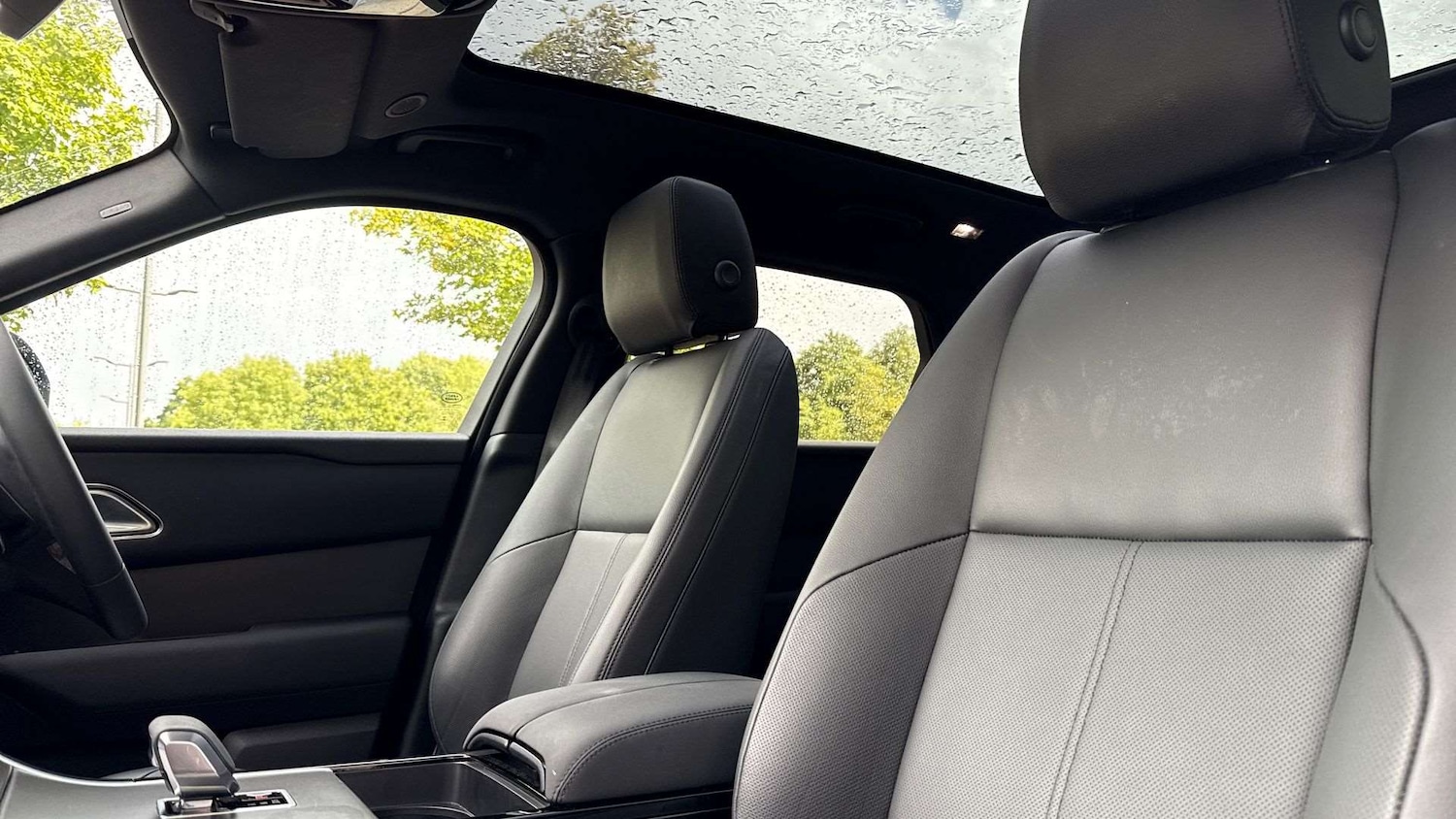 Used Land Rover Range Rover Velar 2025 for sale - 76460646: Photo 21