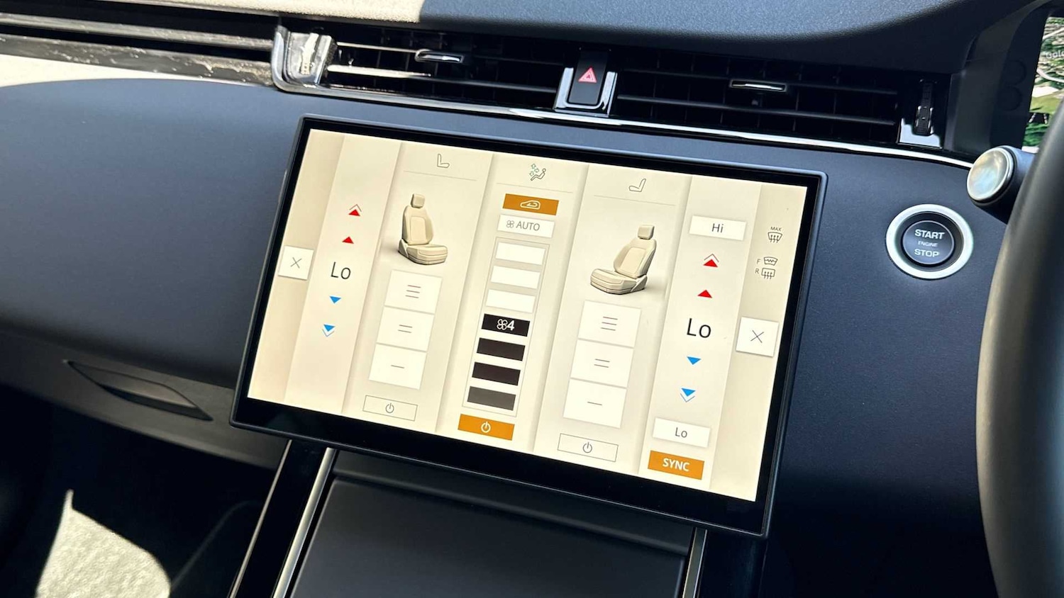 Used Land Rover Range Rover Evoque 2025 for sale - 76460541: Photo 28