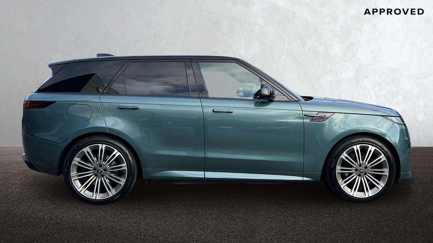 Used Land Rover Range Rover Sport 2024 for sale - 77886090: Photo 5