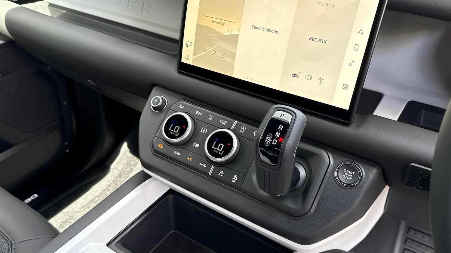 Used Land Rover Defender 2025 for sale - 76460437: Photo 13