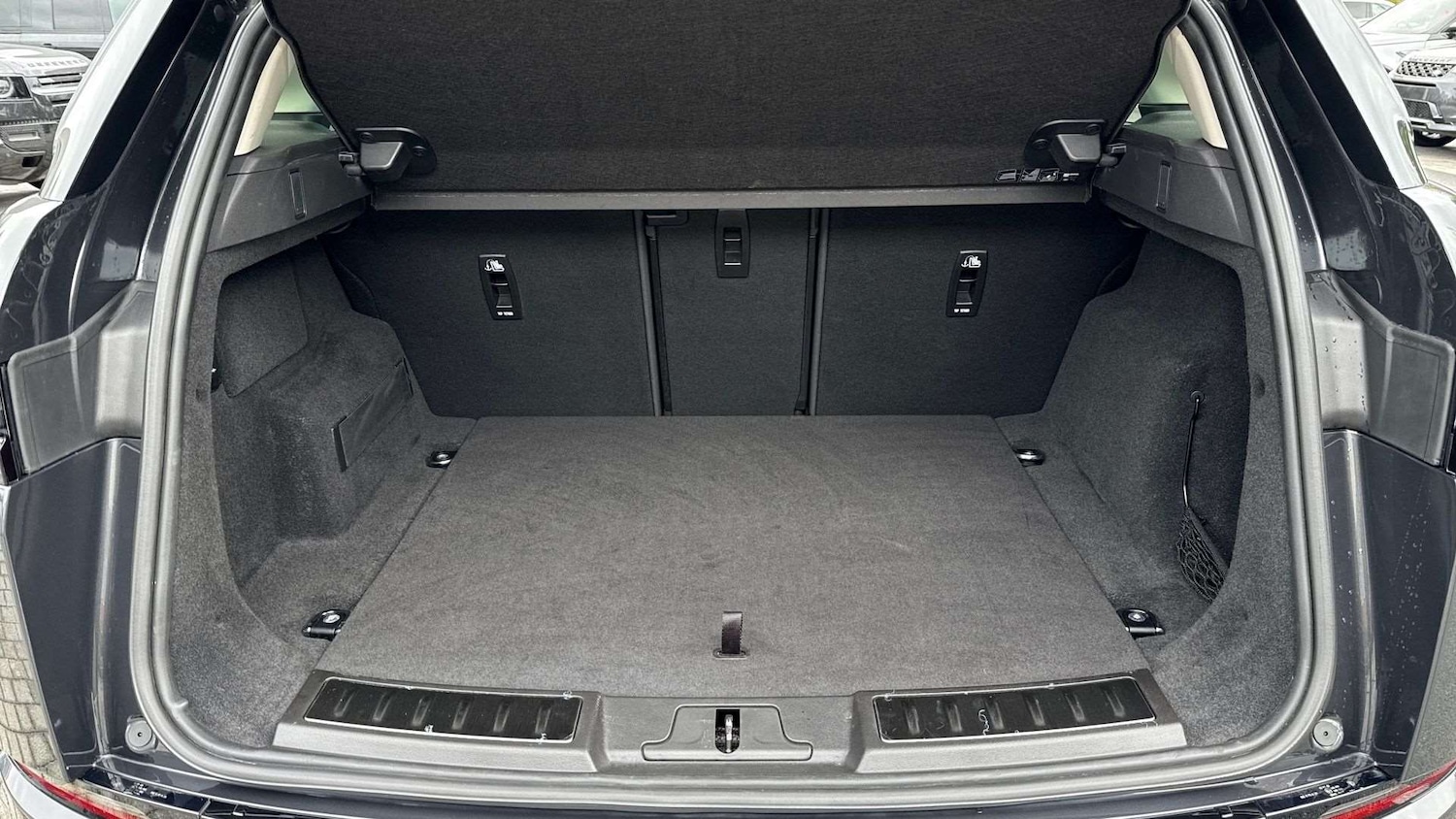 Used Land Rover Range Rover Evoque 2024 for sale - 76460474: Photo 10