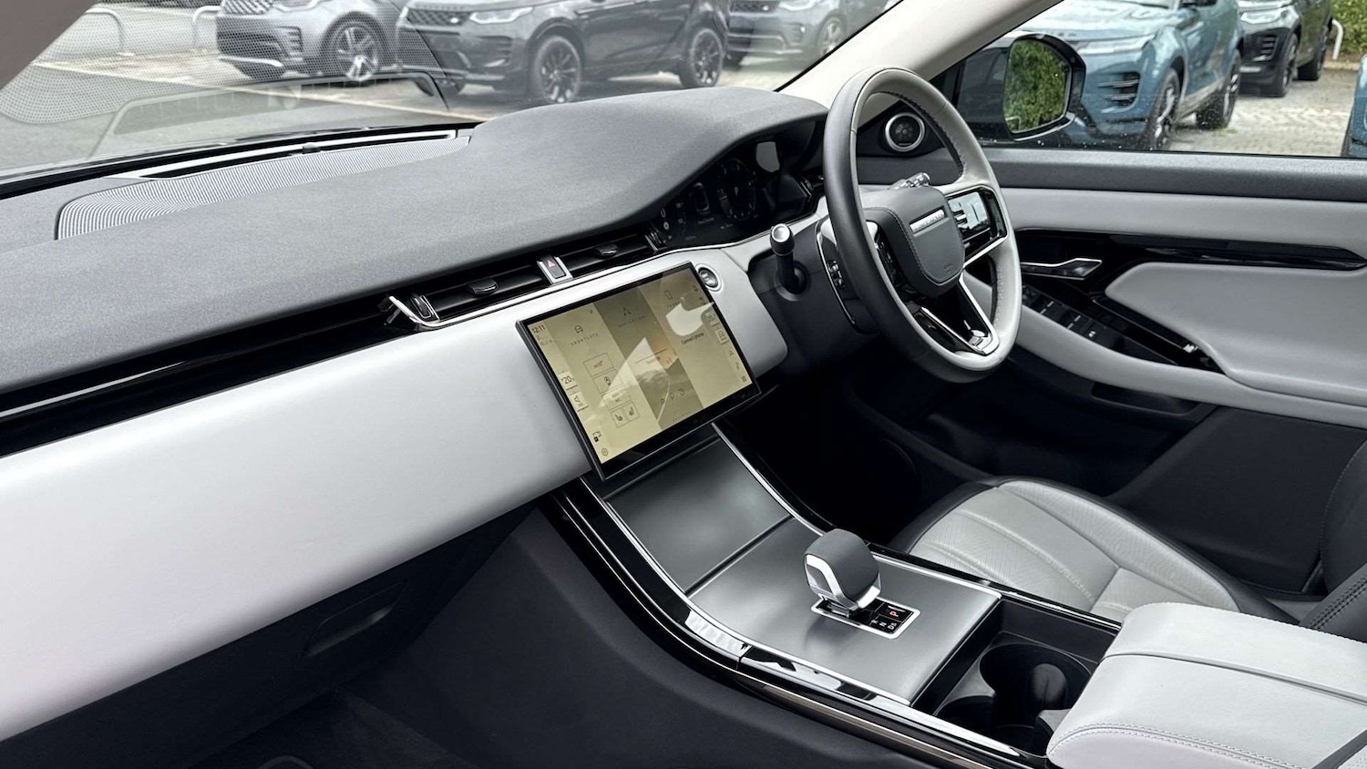 Used Land Rover Range Rover Evoque 2024 for sale - 76460474: Photo 23