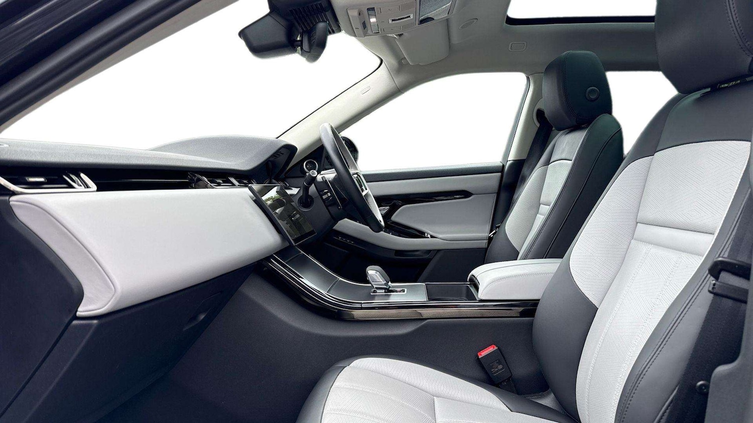 Used Land Rover Range Rover Evoque 2024 for sale - 76460474: Photo 3