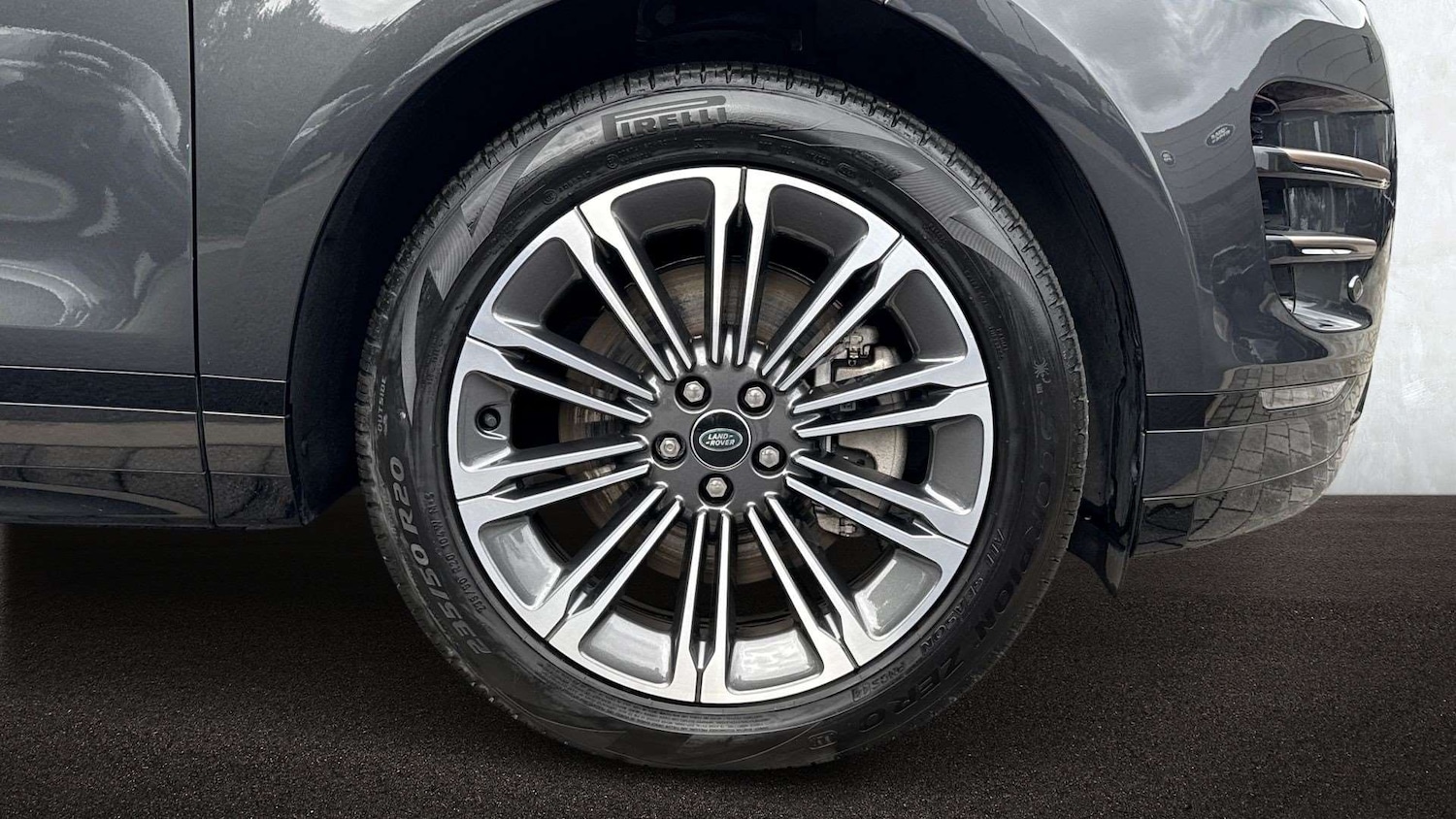 Used Land Rover Range Rover Evoque 2024 for sale - 76460474: Photo 8