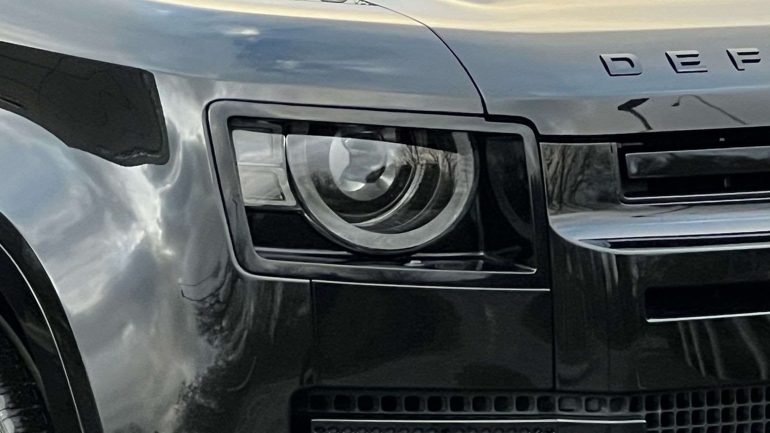 Used Land Rover Defender 2023 for sale - 77257162: Photo 17