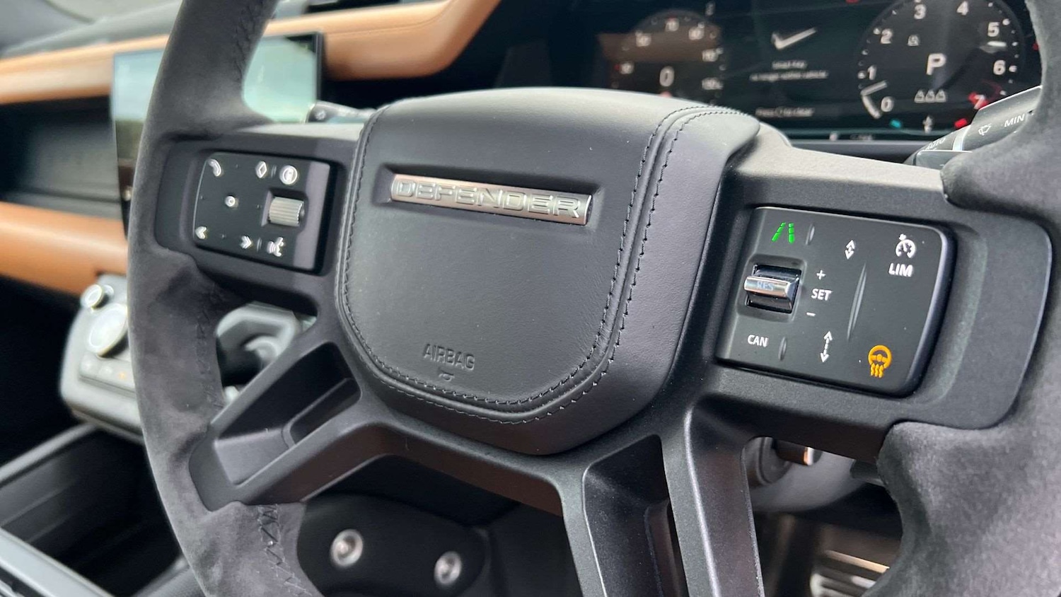 Used Land Rover Defender 2023 for sale - 77257162: Photo 35