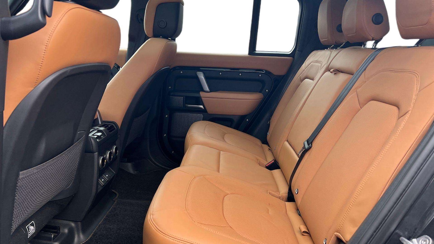 Used Land Rover Defender 2023 for sale - 77257162: Photo 4