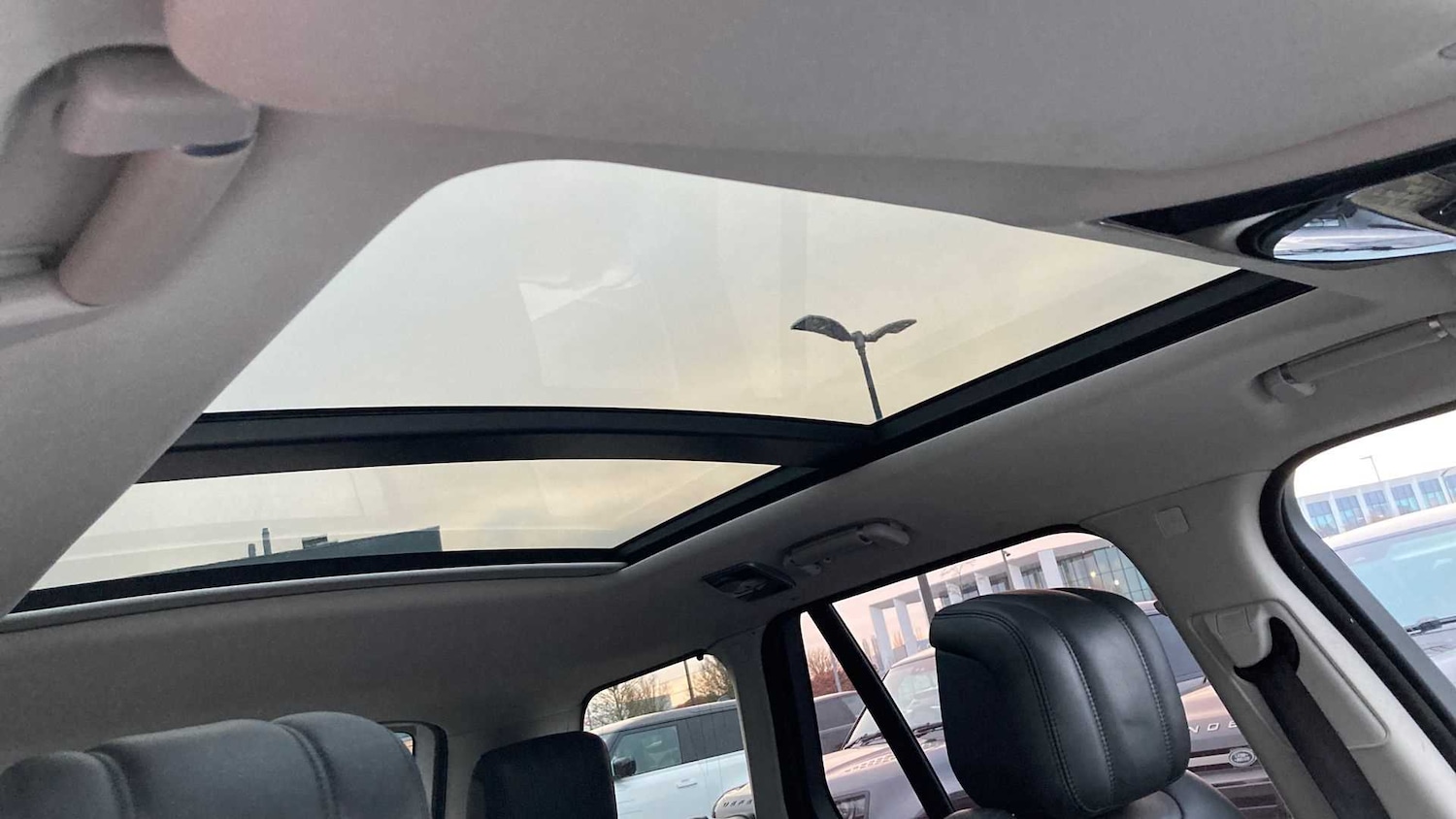 Used Land Rover Range Rover 2019 for sale - 76460530: Photo 27