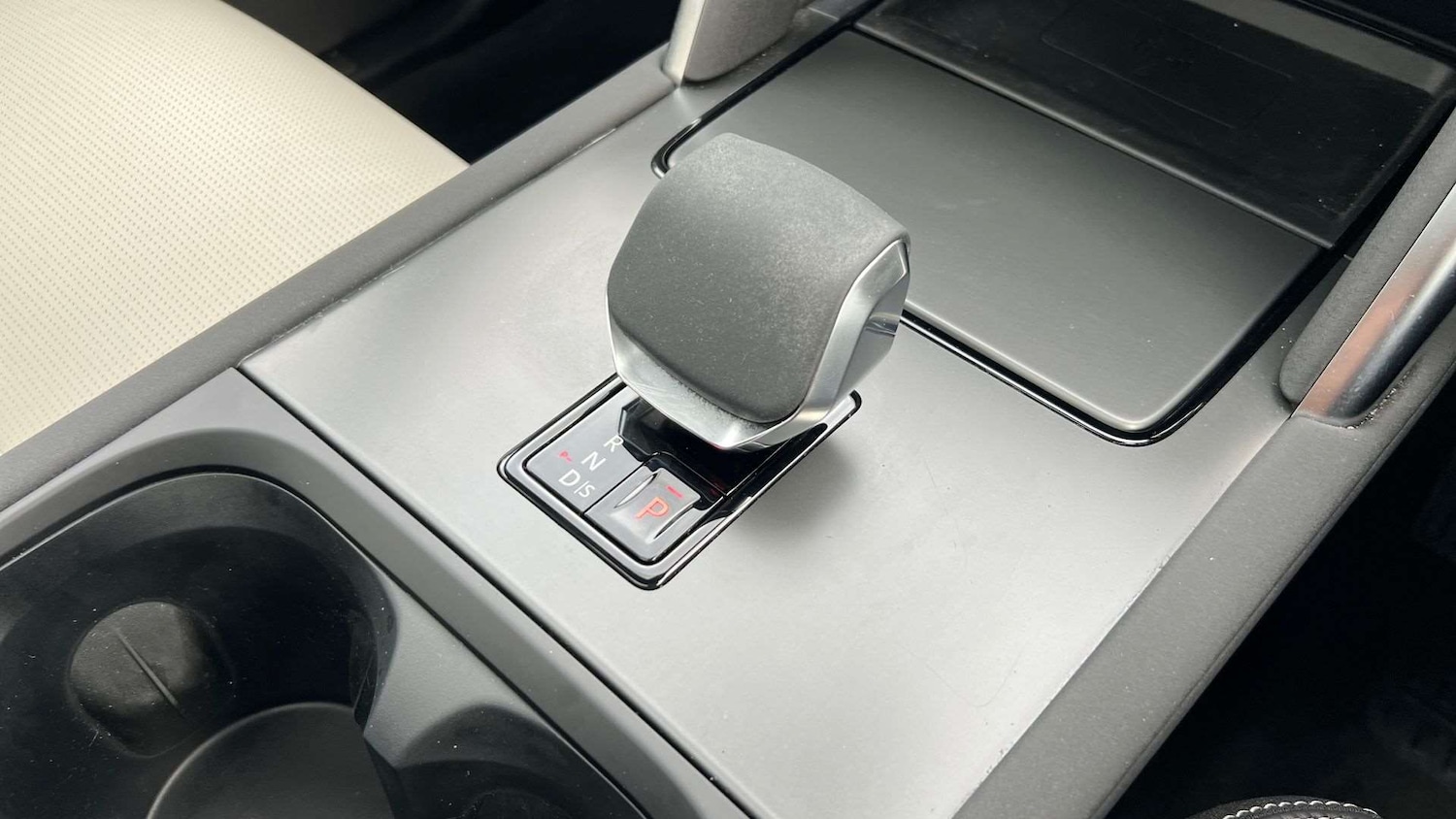 Used Land Rover Discovery Sport 2024 for sale - 76460455: Photo 13