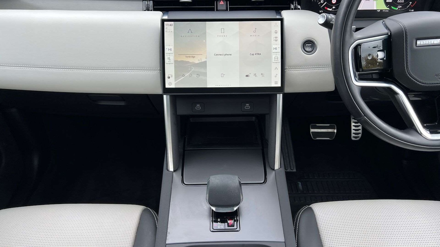 Used Land Rover Discovery Sport 2024 for sale - 76460455: Photo 14