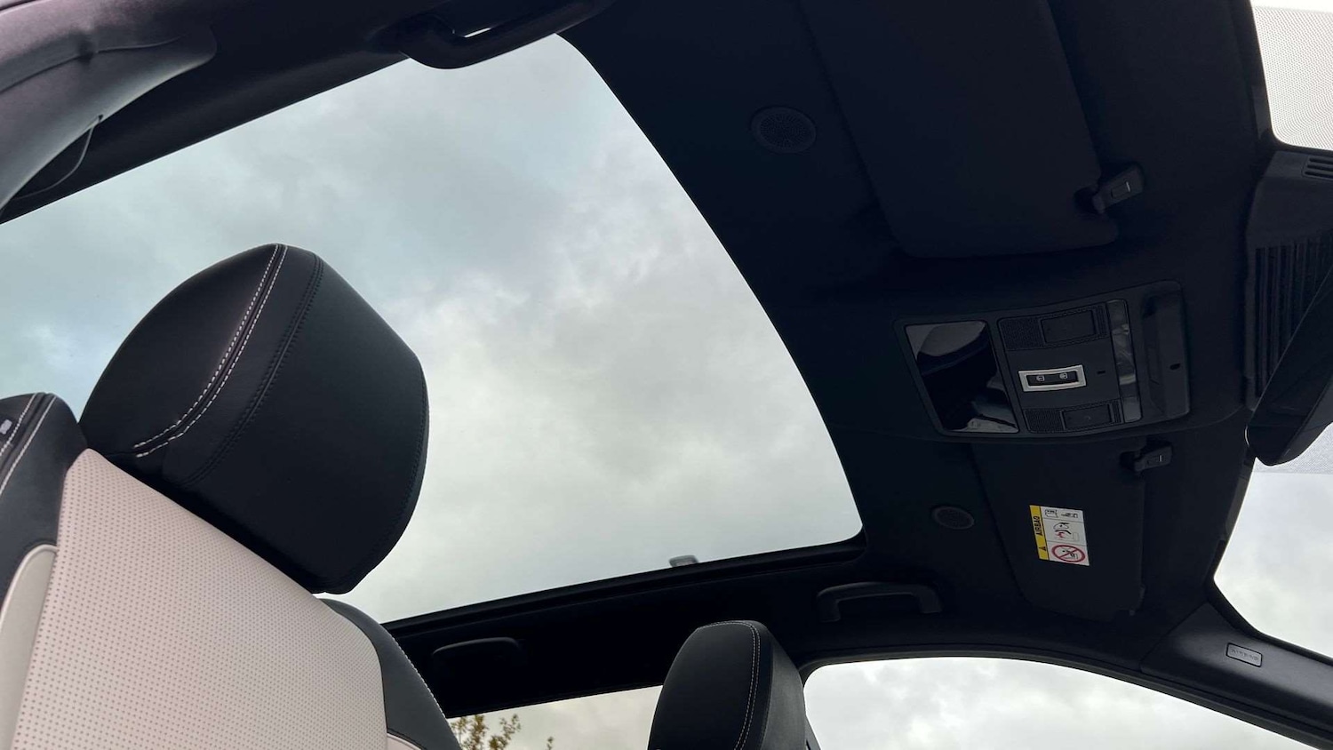 Used Land Rover Discovery Sport 2024 for sale - 76460455: Photo 21