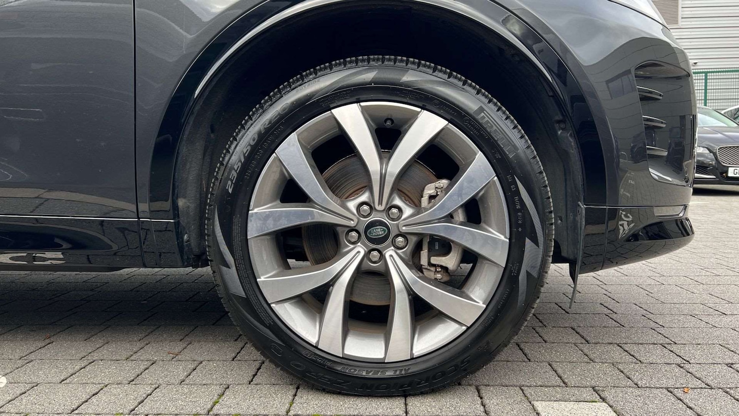 Used Land Rover Discovery Sport 2024 for sale - 76460455: Photo 8