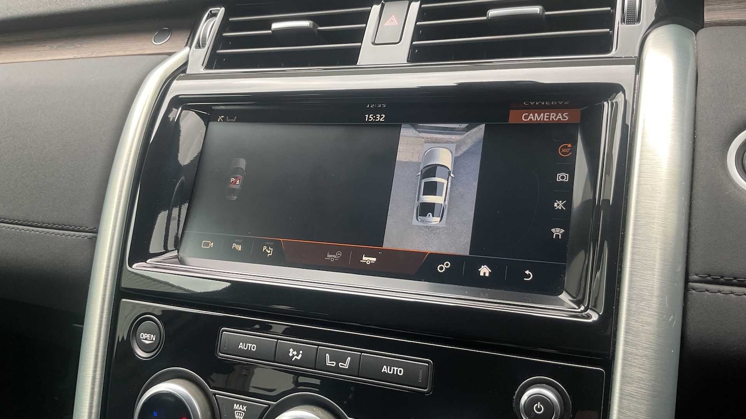 Used Land Rover Discovery 2019 for sale - 76460470: Photo 12