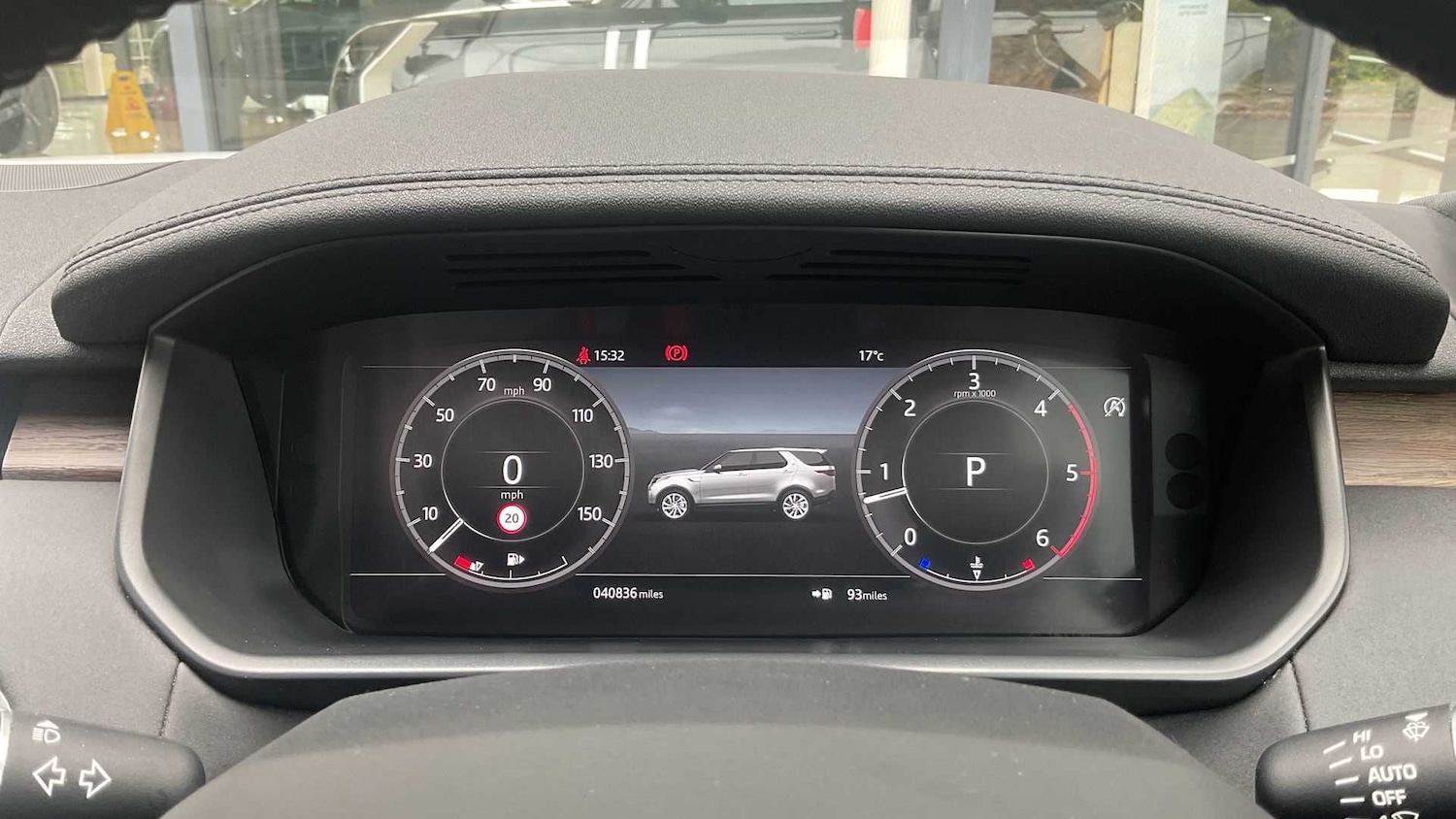 Used Land Rover Discovery 2019 for sale - 76460470: Photo 16