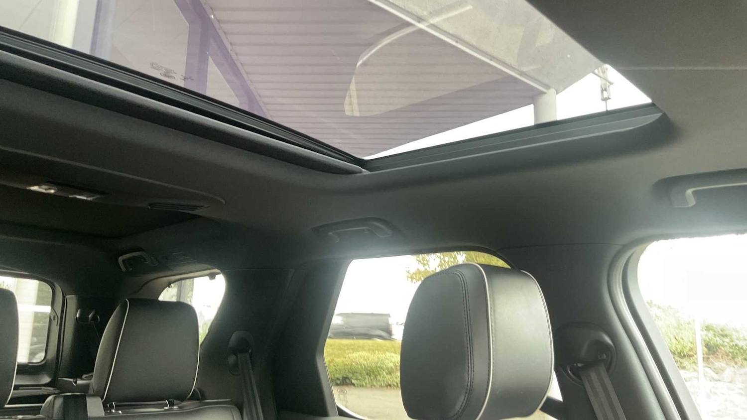 Used Land Rover Discovery 2019 for sale - 76460470: Photo 21