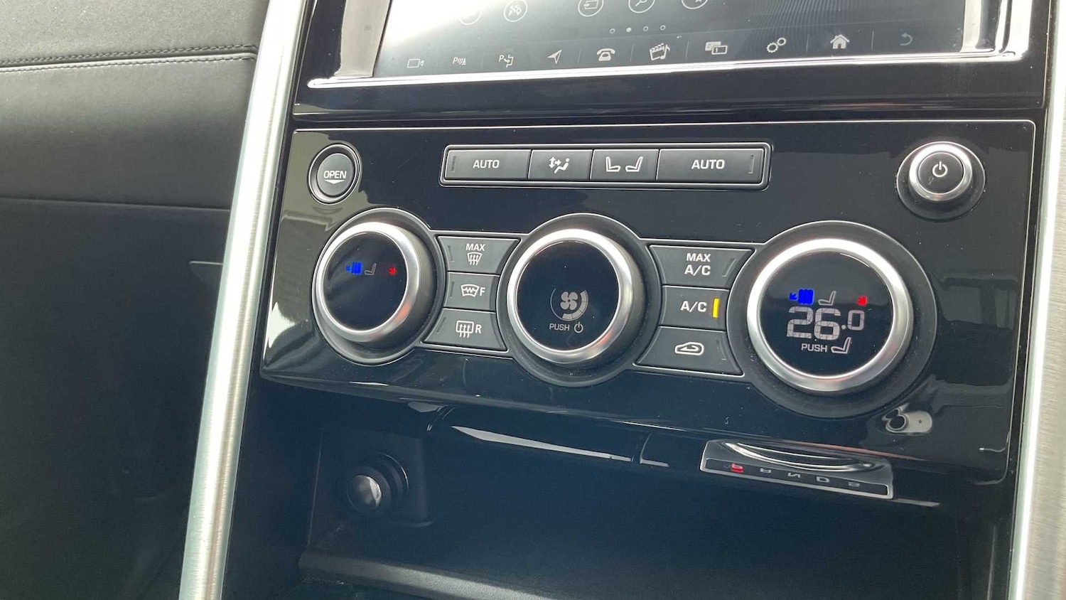 Used Land Rover Discovery 2019 for sale - 76460470: Photo 22