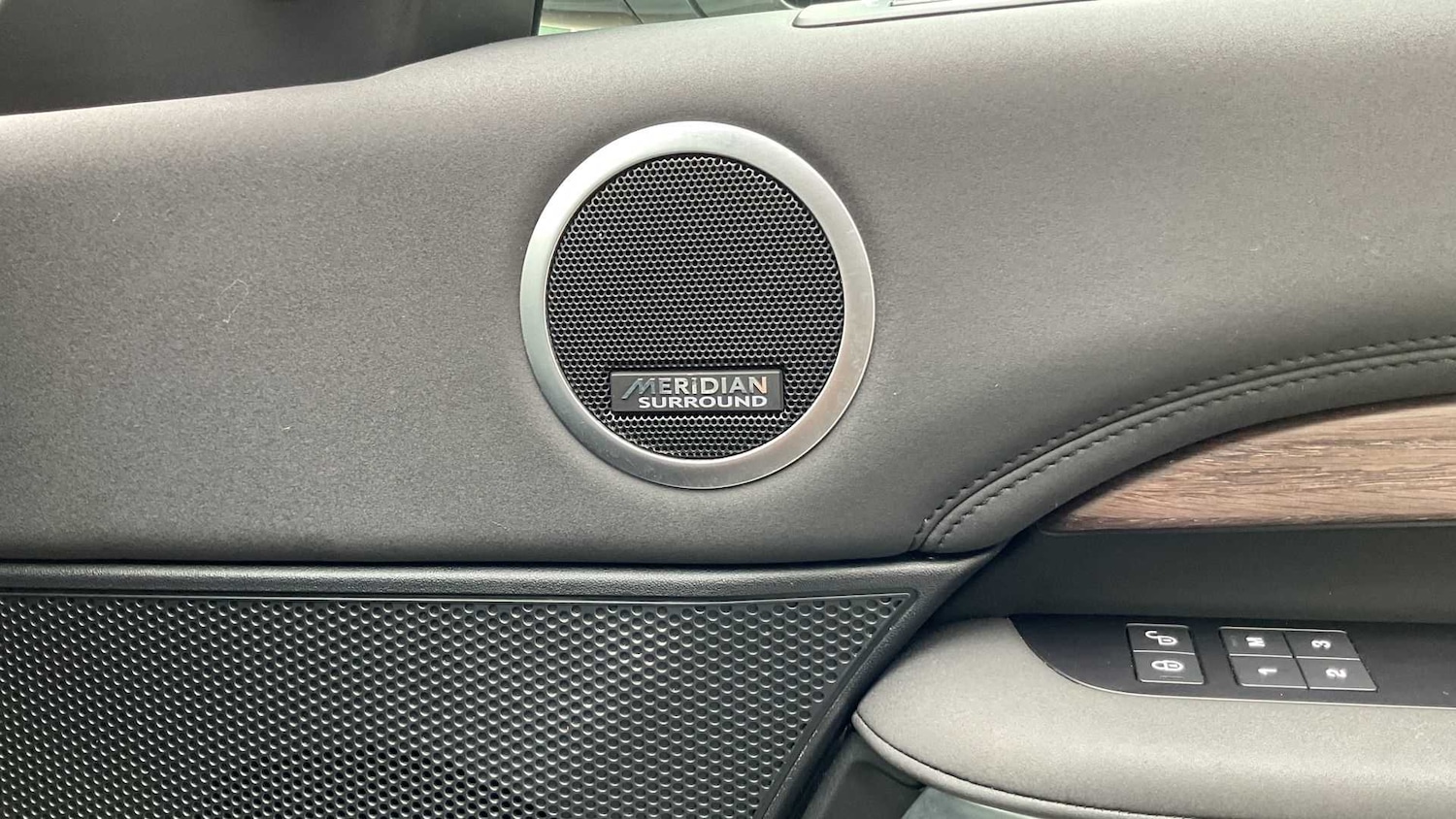 Used Land Rover Discovery 2019 for sale - 76460470: Photo 26