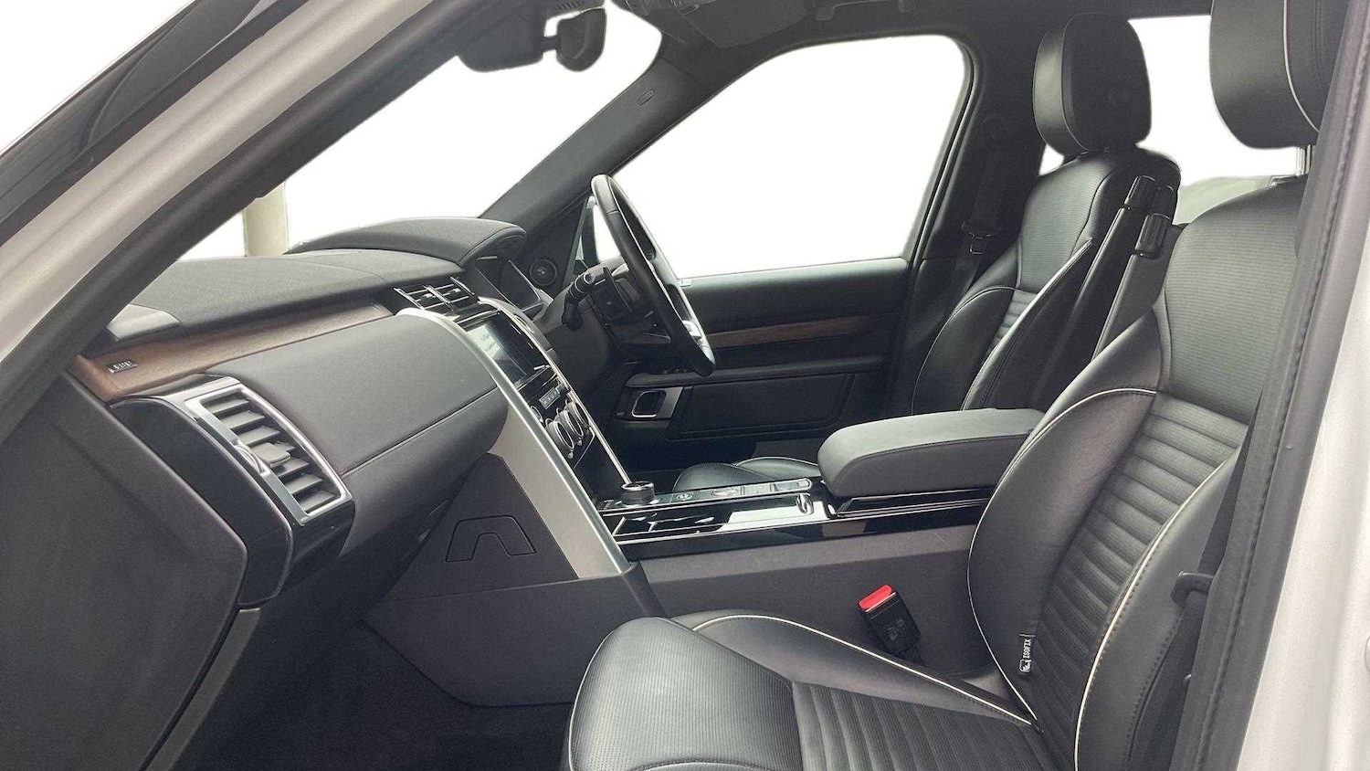 Used Land Rover Discovery 2019 for sale - 76460470: Photo 3