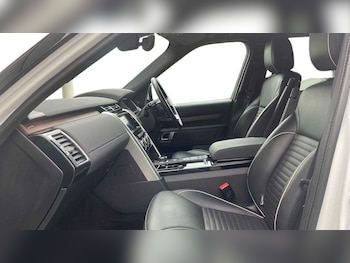 Used Land Rover Discovery 2019 for sale - 76460470: Photo