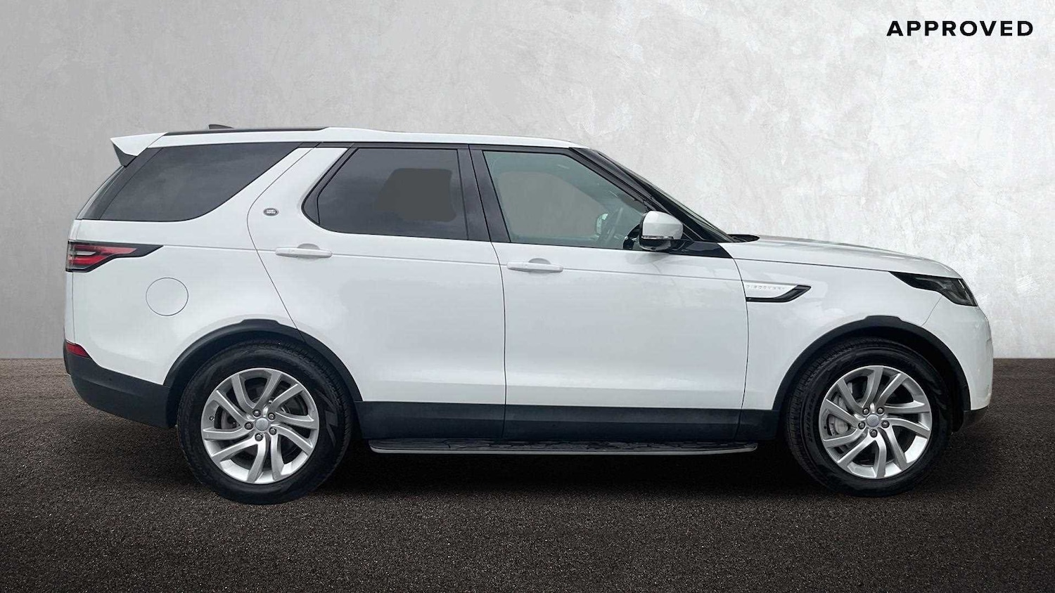 Used Land Rover Discovery 2019 for sale - 76460470: Photo 5