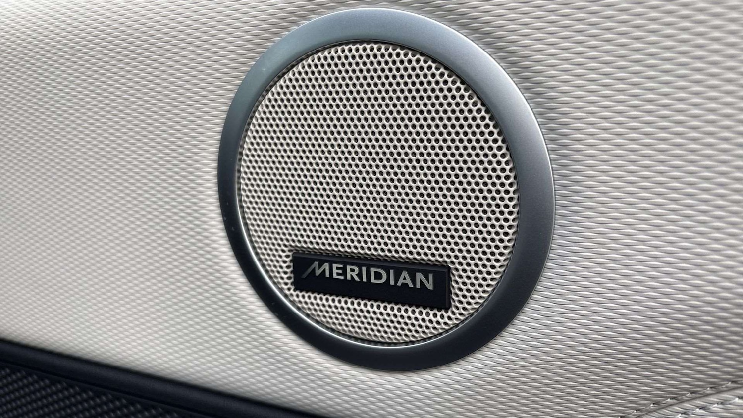 Used Land Rover Discovery 2025 for sale - 77123327: Photo 24