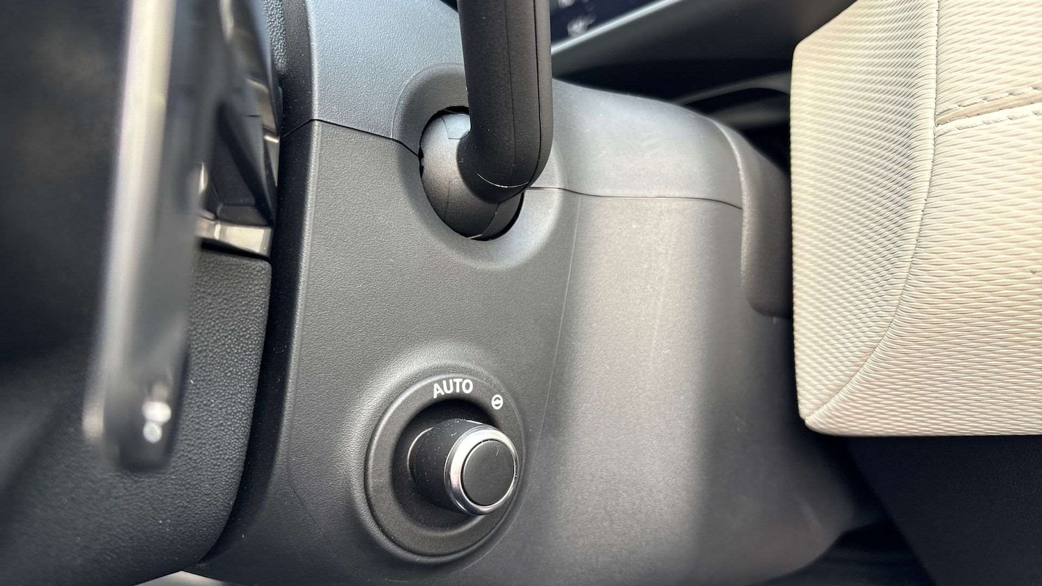 Used Land Rover Discovery 2025 for sale - 77123327: Photo 34