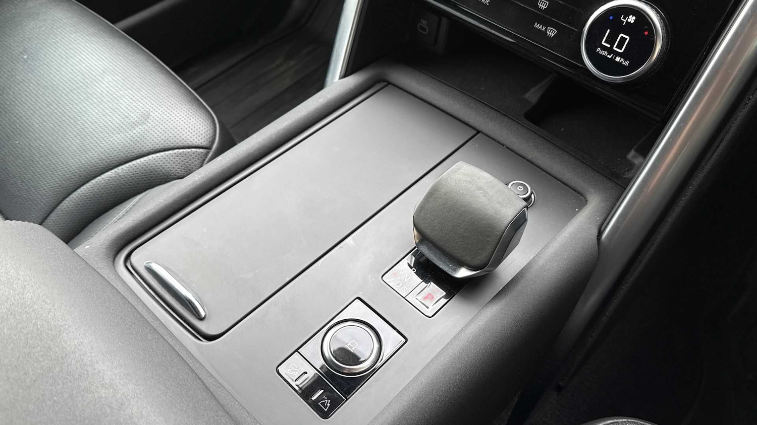 Used Land Rover Discovery 2023 for sale - 76460556: Photo 13