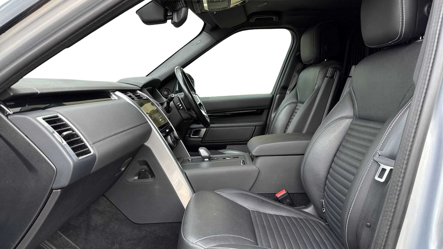 Used Land Rover Discovery 2023 for sale - 76460556: Photo 3