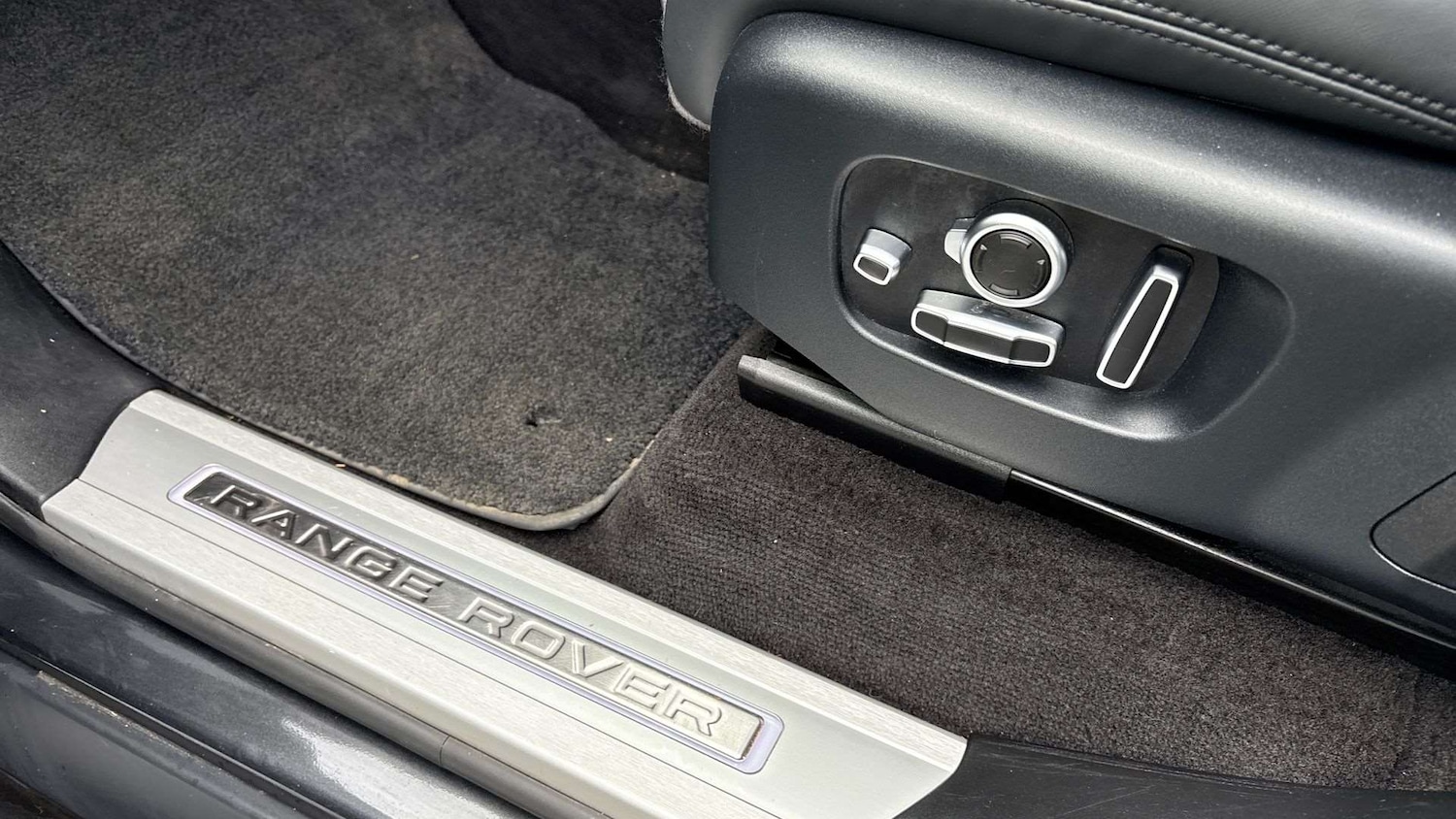 Used Land Rover Range Rover Sport 2020 for sale - 76789325: Photo 30