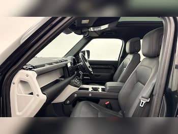 Used Land Rover Defender 2025 for sale - 79810693: Photo