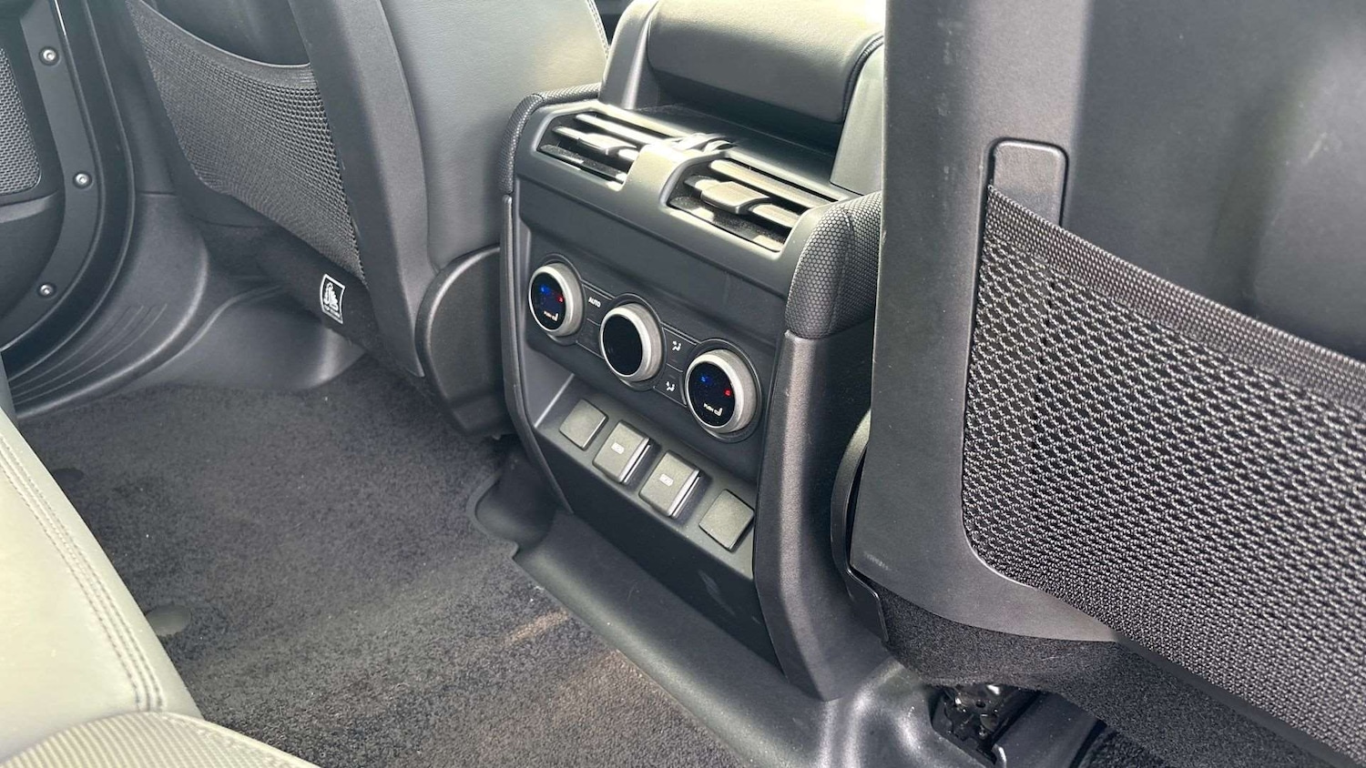 Used Land Rover Defender for sale - 78104769: Photo 18