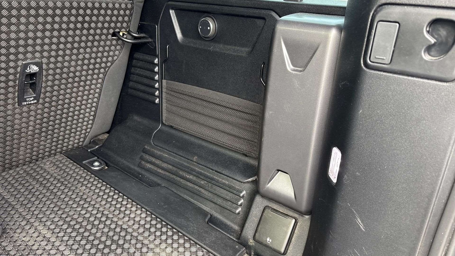 Used Land Rover Defender for sale - 78104769: Photo 27