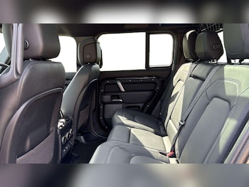 Used Land Rover Defender 2022 for sale - 78978810: Photo