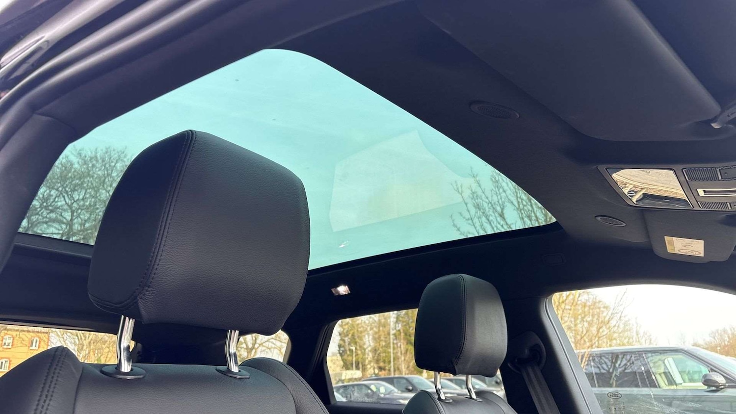 Used Land Rover Range Rover Evoque 2025 for sale - 77526958: Photo 21