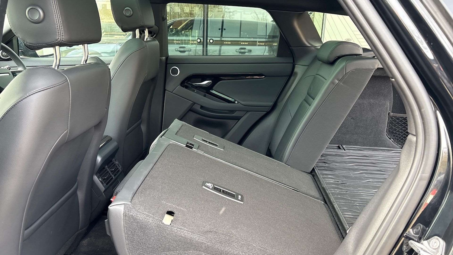 Used Land Rover Range Rover Evoque 2025 for sale - 77526958: Photo 33