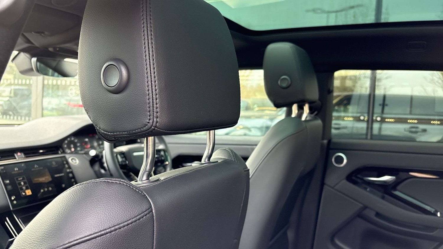 Used Land Rover Range Rover Evoque 2025 for sale - 77526958: Photo 35