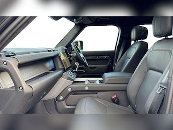 Used Land Rover Defender 2026 for sale - 79306656: Photo