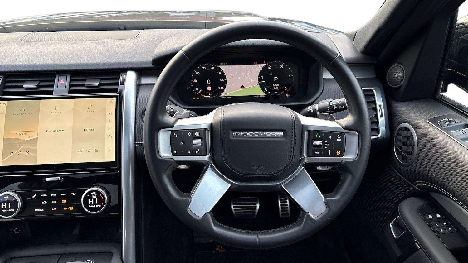 Used Land Rover Discovery 2024 for sale - 76789276: Photo 15