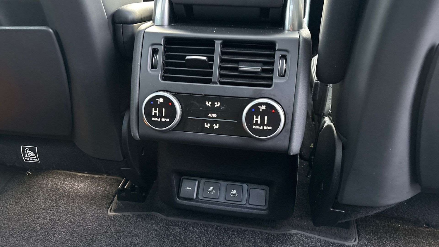 Used Land Rover Discovery 2024 for sale - 76789276: Photo 18