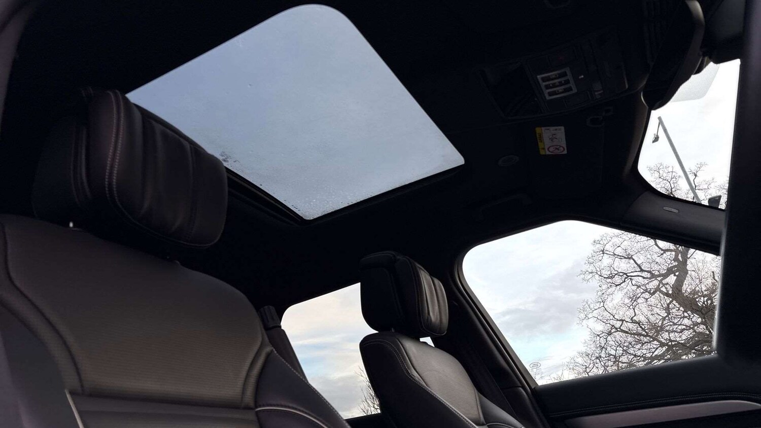 Used Land Rover Discovery 2024 for sale - 76789276: Photo 21